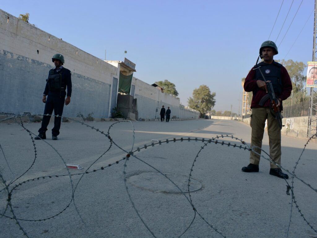 Un raid din Pakistan ucide toți ostaticii talibani, spun oficialii