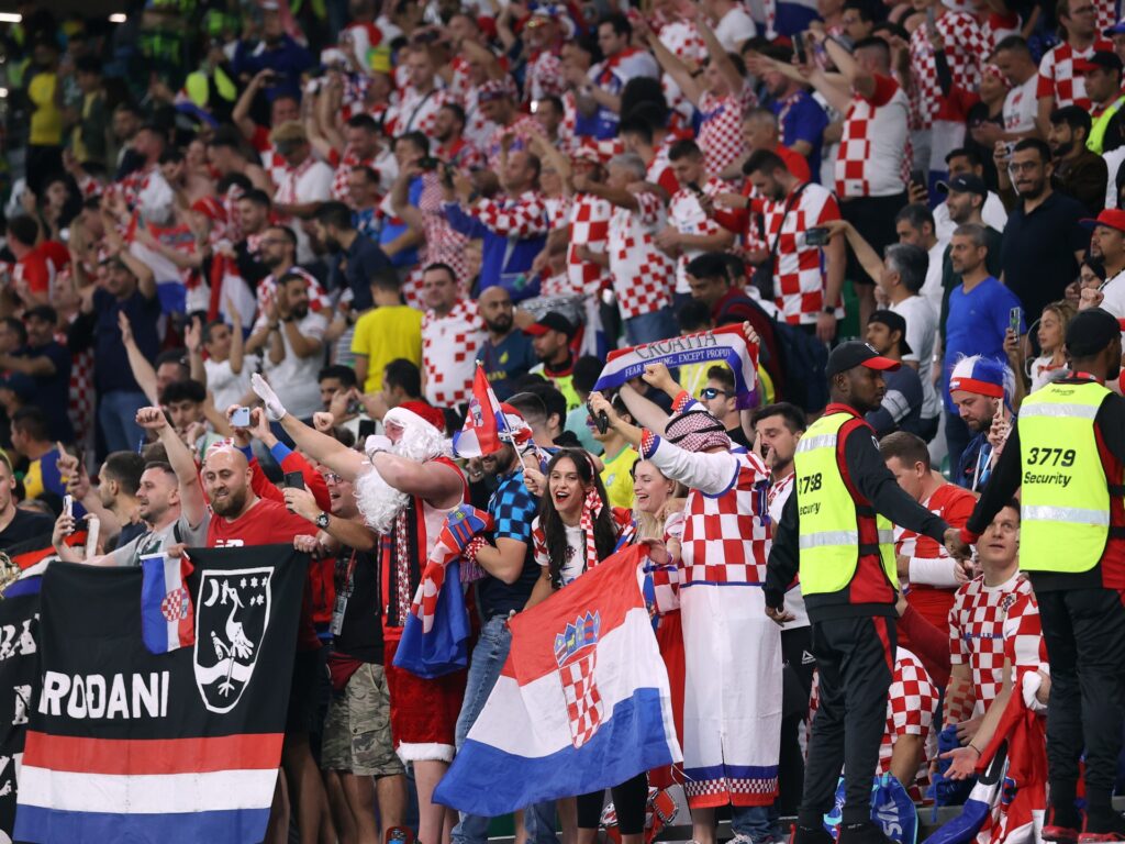 Croații sărbătoresc victoria „incredibilă” când Brazilia iese din Cupa Mondială