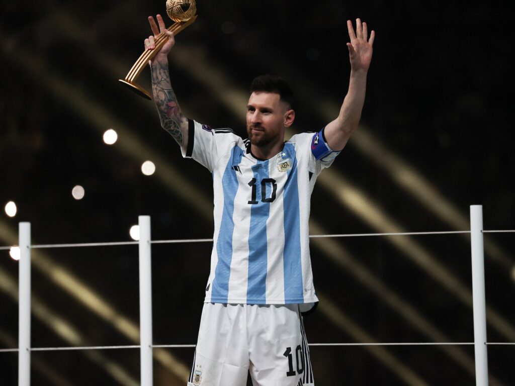 Messi spune că nu se va retrage din naționala Argentinei