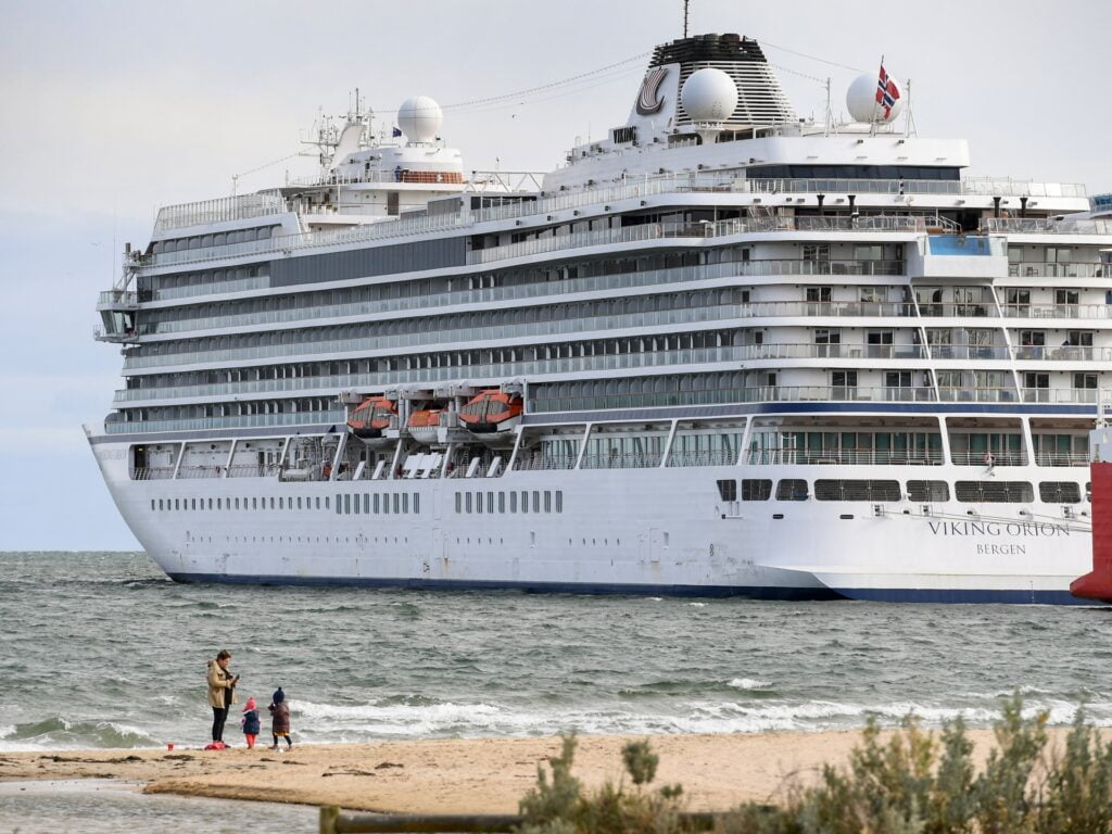 Croaziera de Anul Nou s-a oprit în largul Australiei din