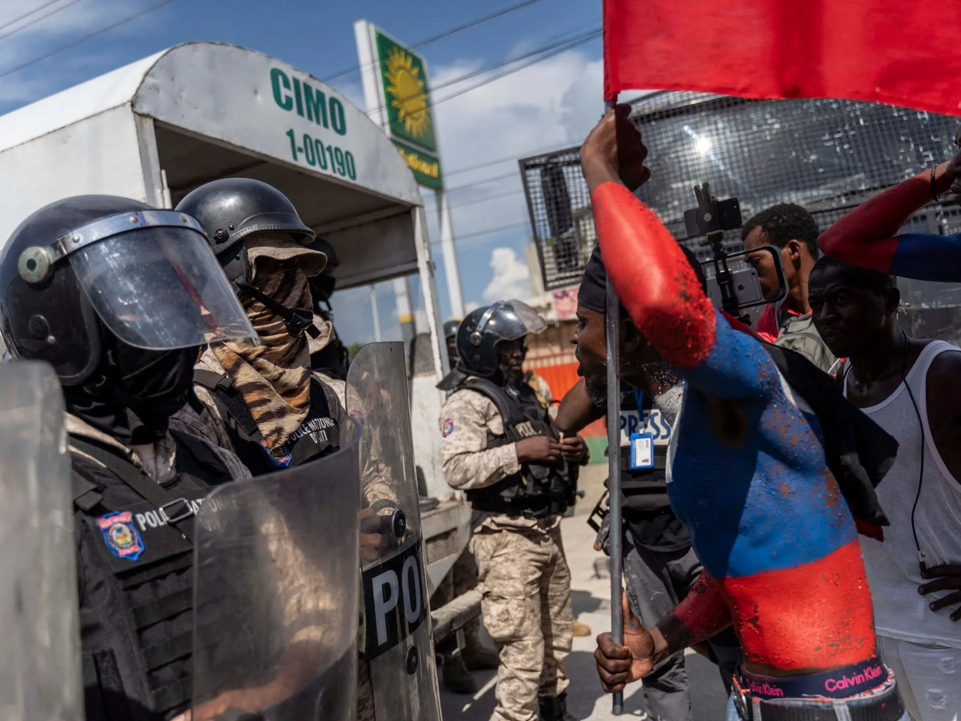 Canada va trimite vehicule blindate guvernului haitian |  Știri despre crizele umanitare