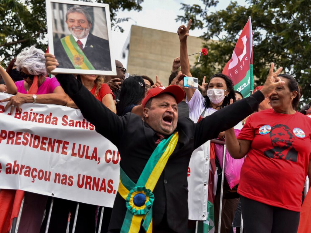 Al treilea președinte al Braziliei, Lula, are noi probleme economice