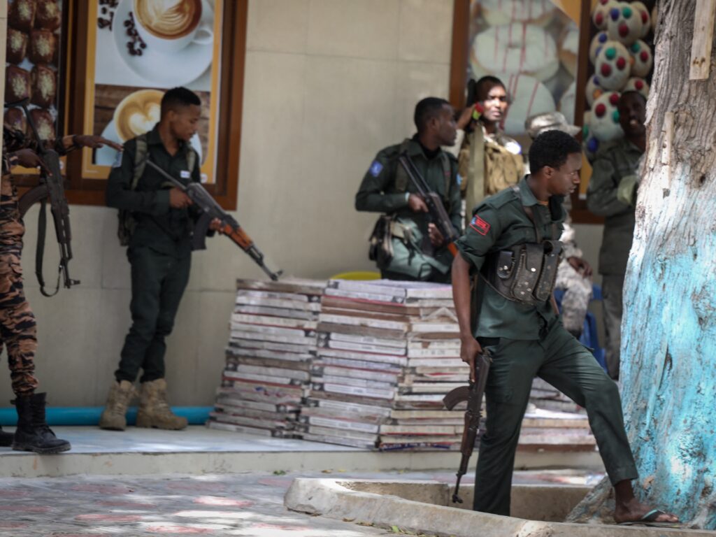 Somalia: Mai mulți răniți într-o explozie în apropierea primăriei Mogadiscio