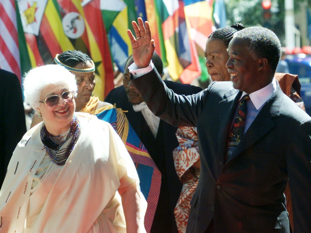 Frene Ginwala: primul președinte democratic al parlamentului sud-african a murit