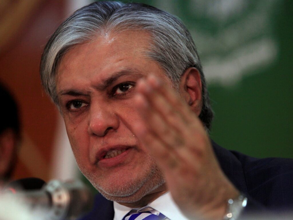 Ministrul de Finanțe din Pakistan se întâlnește cu delegația FMI
