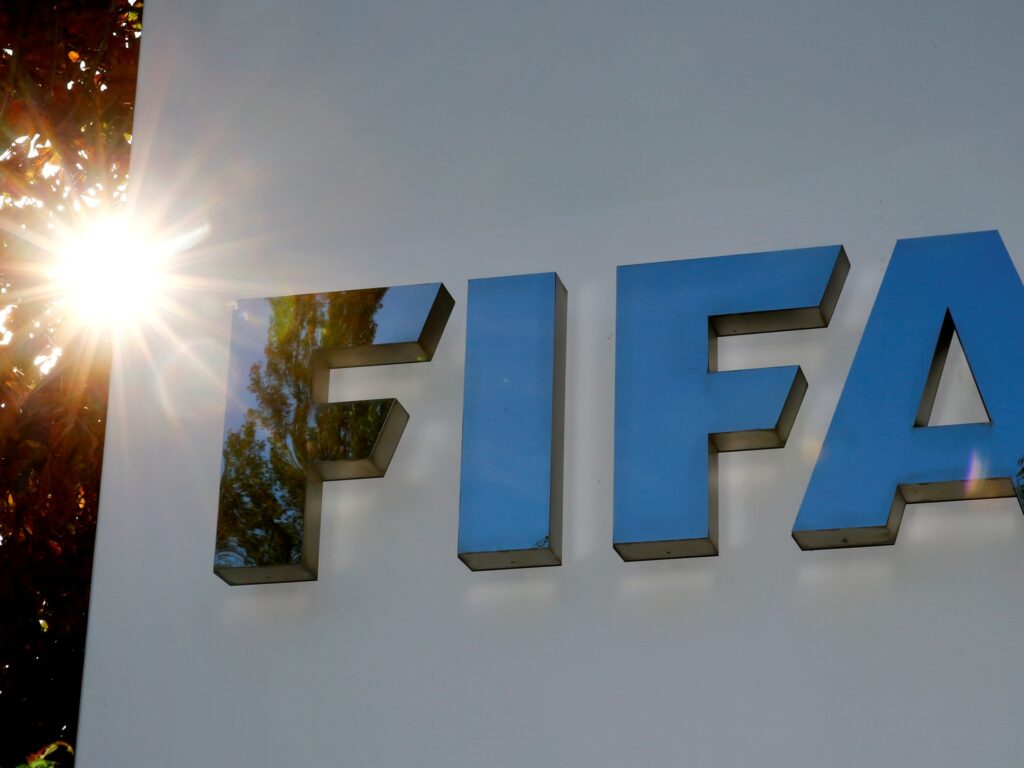 FIFA numește prima femeie arbitru internațional din Arabia Saudită |