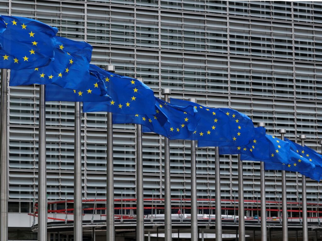 „Majoritatea” statelor UE sprijină testul COVID pentru călătorii din China