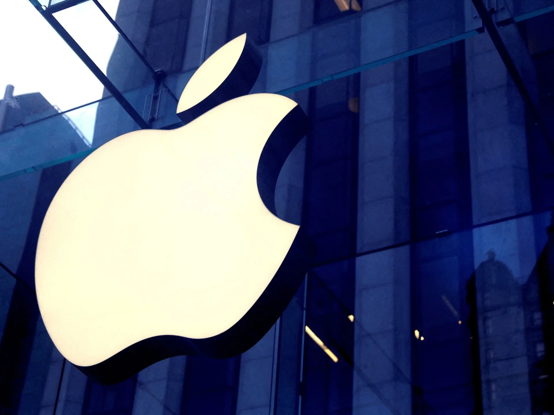 Valoarea de piață a Apple scade sub 2 trilioane de dolari |  Știri de afaceri și economie