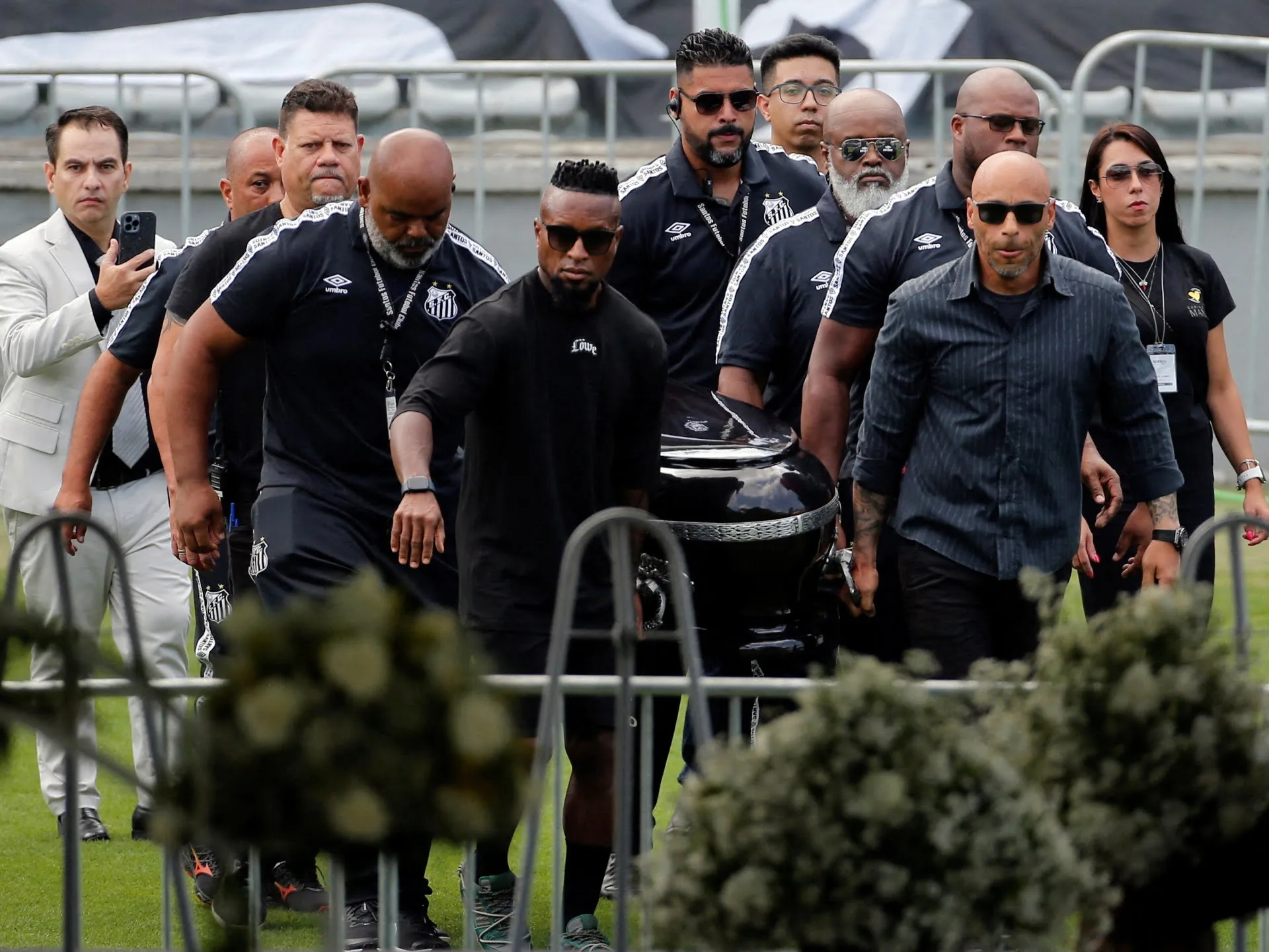 Foto: Brazilia începe să aducă un omagiu final legendei Pele |  Știri despre fotbal