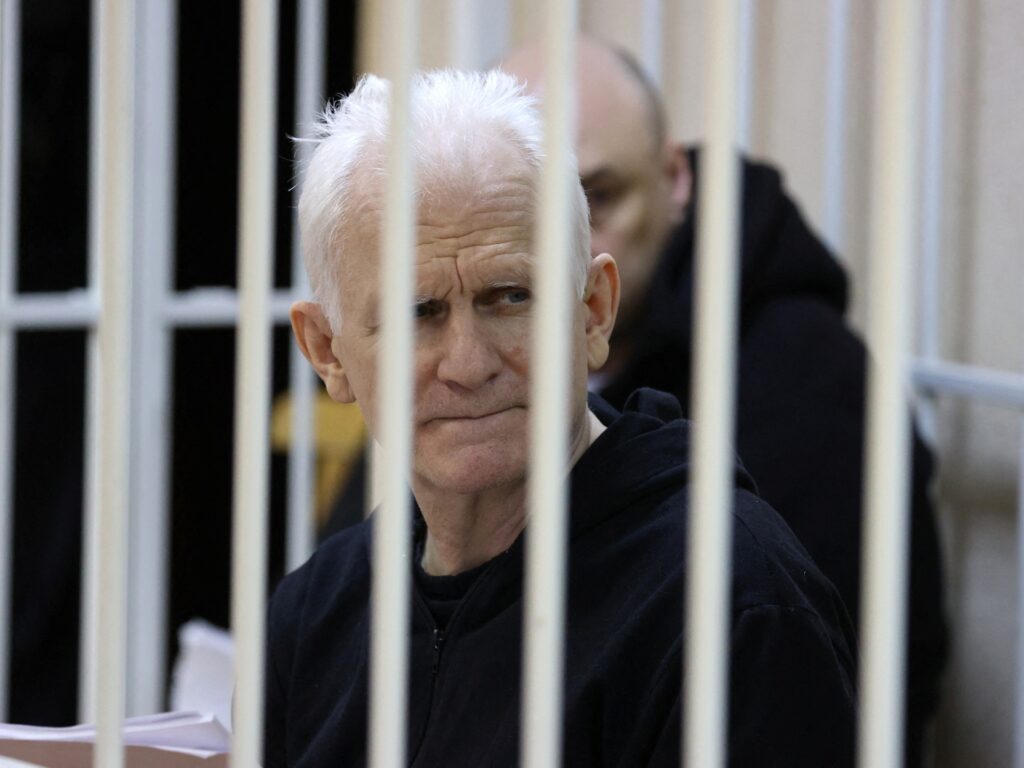 Câștigătorul Premiului Nobel pentru Pace din Belarus este judecat la
