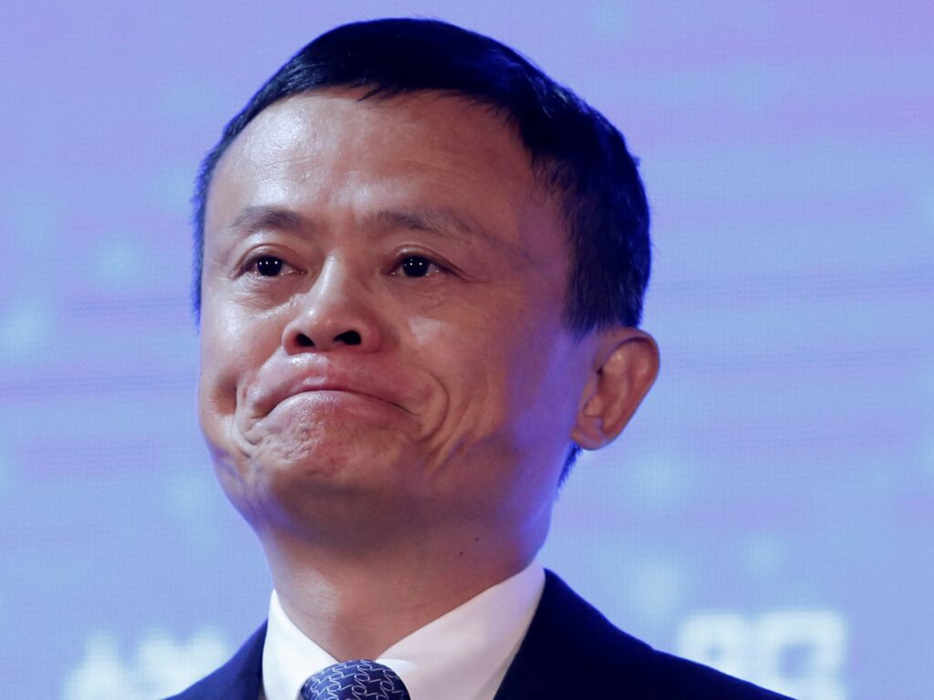 Miliardarul Jack Ma renunță la controlul grupului chinez Ant |