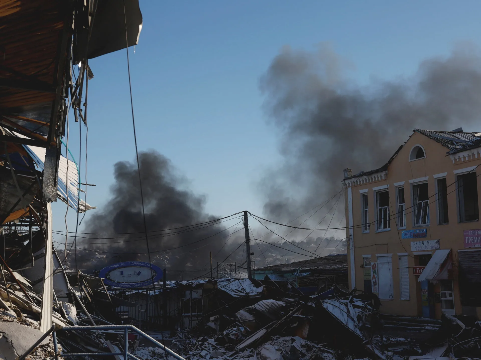 Ucraina și Rusia schimbă focuri în timp ce armistițiul de Crăciun se clătește |  Știri