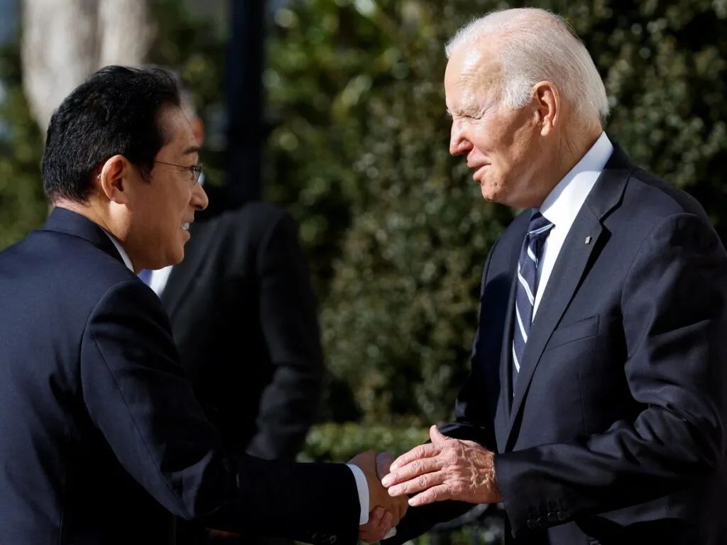 Biden îl găzduiește pe Kishida în timp ce SUA și