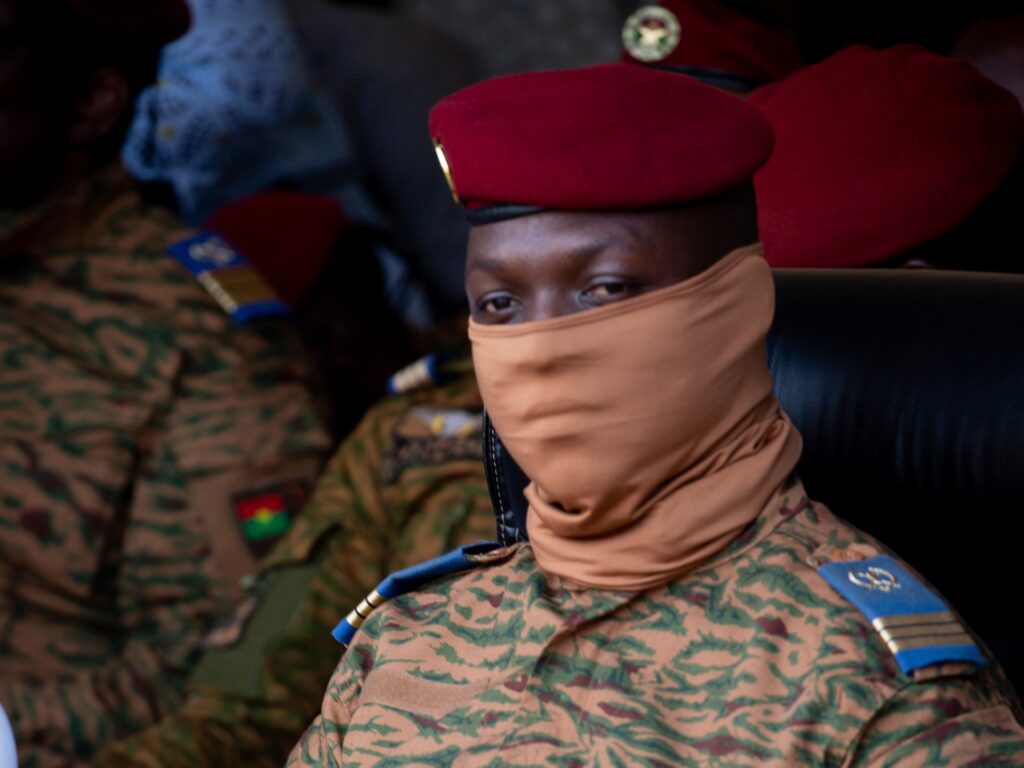 Burkina Faso cere retragerea ambasadorului francez, spune Paris | Știri