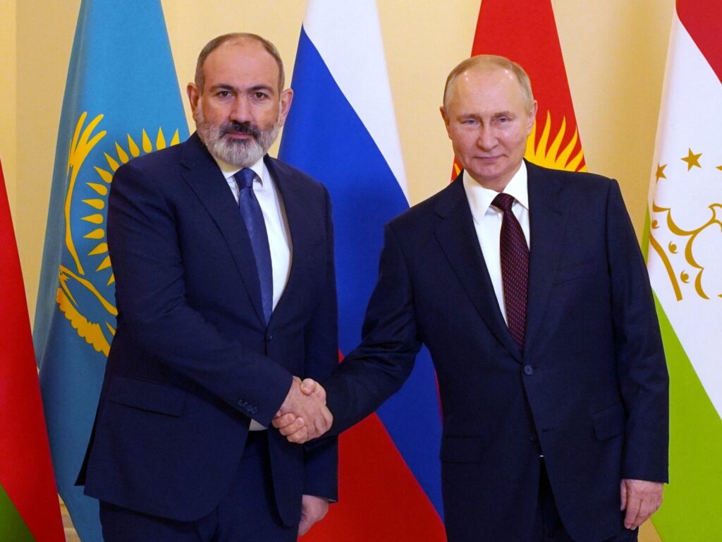 Armenia anulează exercițiile militare ale alianței conduse de ruși |