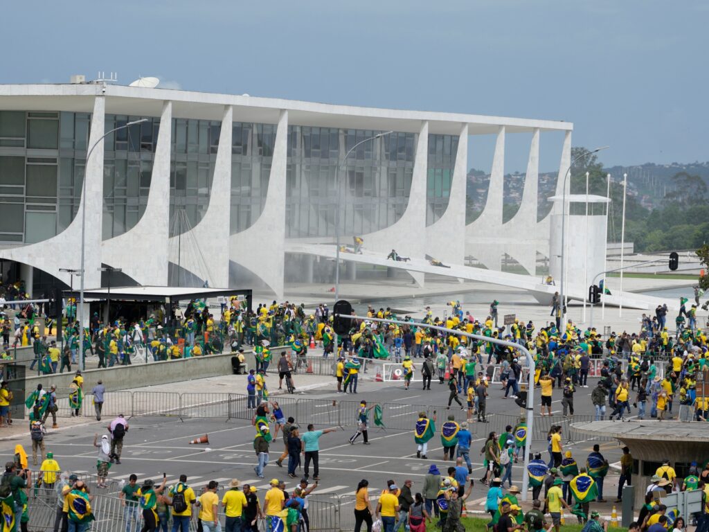 Brazilia continuă cu ancheta asupra revoltei după atacul capitalului |