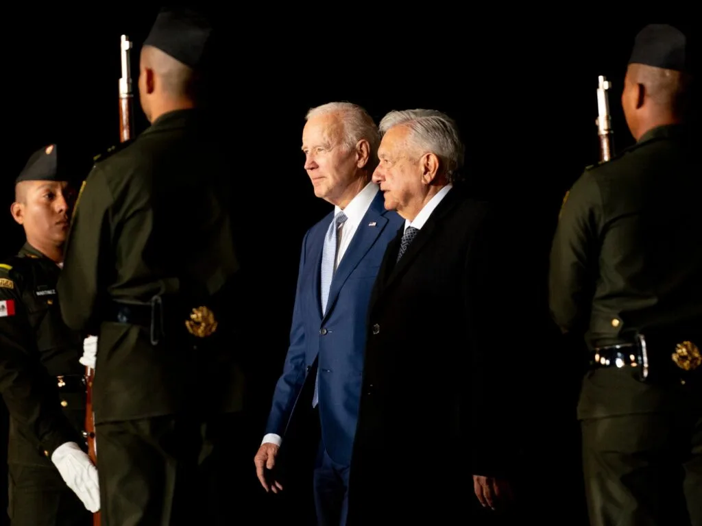 Joe Biden vizitează Mexic înaintea summitului „Trei prieteni” | Știri