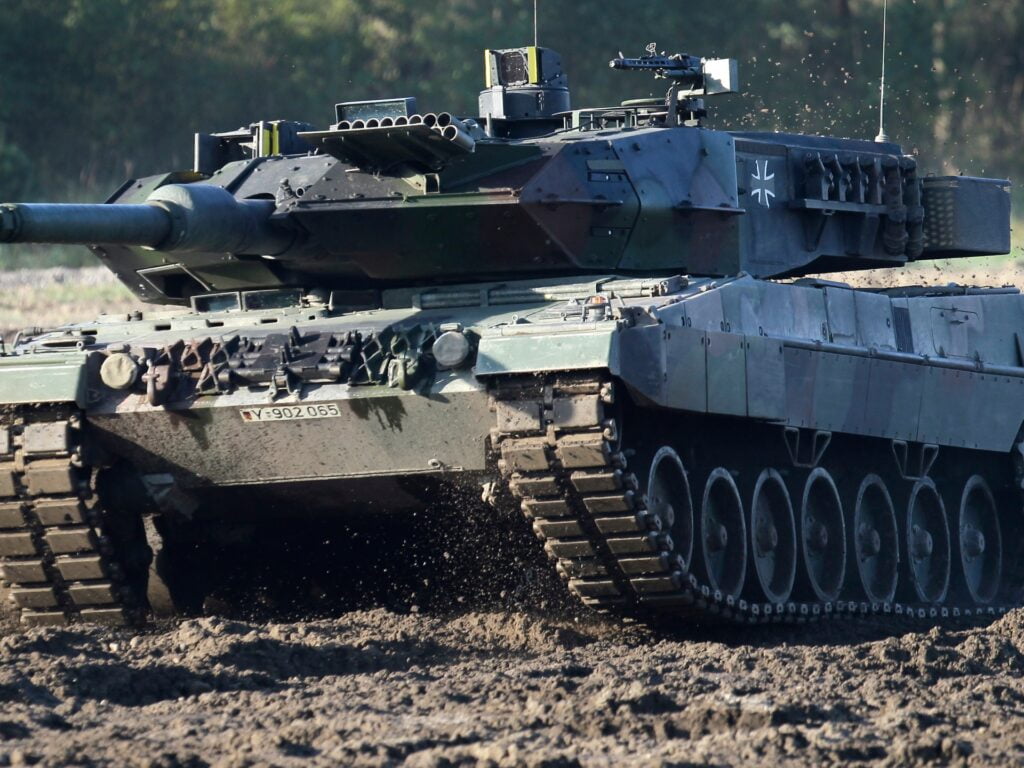 Ce împiedică tancurile Leopard 2 de fabricație germană să intre