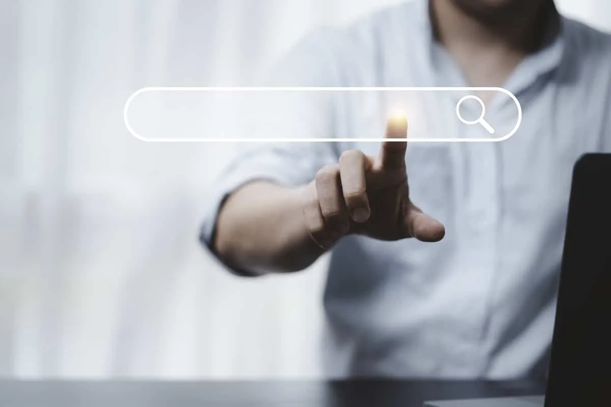 În ce moduri pot fi benefice serviciile SEO pentru un business online?
