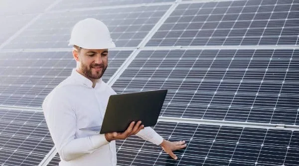Ce sunt sistemele fotovoltaice și bateriile Huawei de 5 kWh?