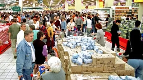 Inflaţia anuală a scăzut la 8,8% în septembrie 2023, de la 9,4% în august