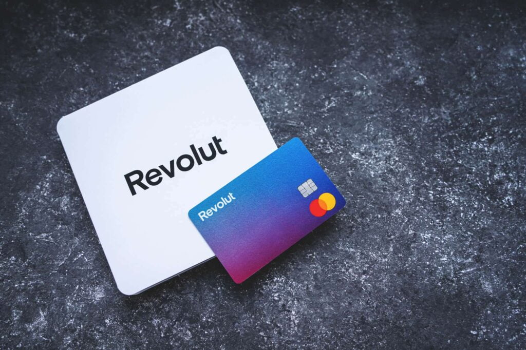 3+1 motive pentru care merită să folosești un card Revolut