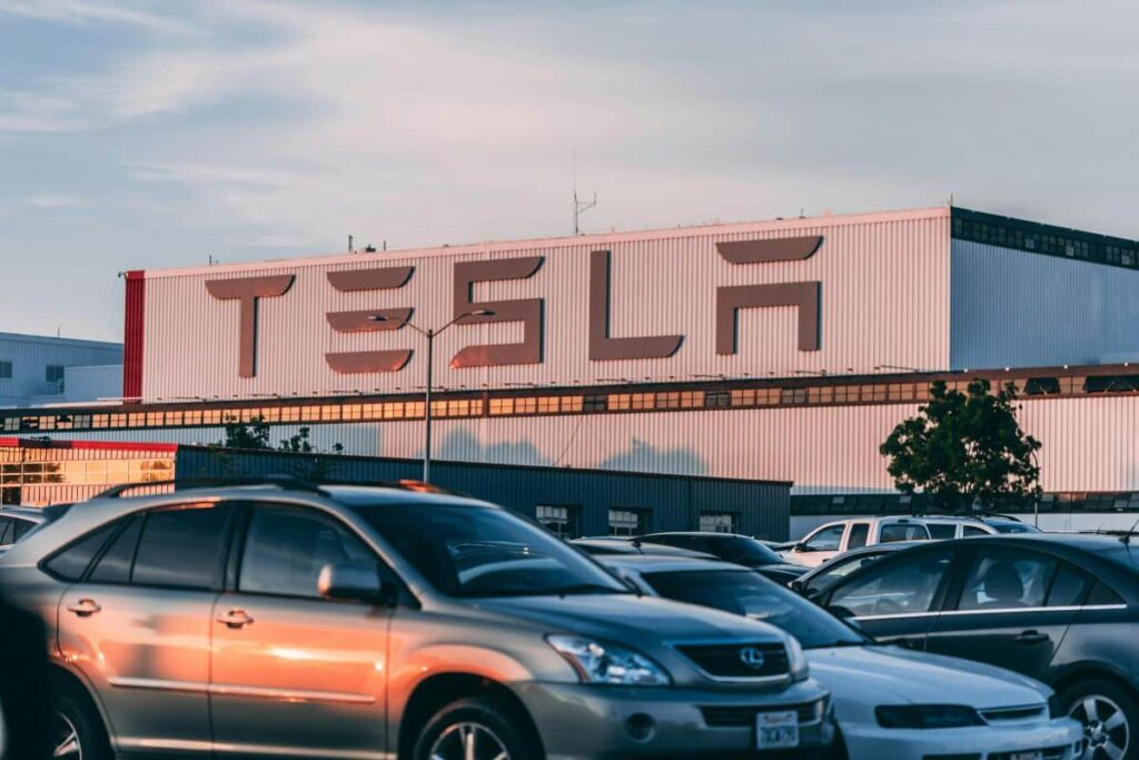 Stații de încărcare auto – o strategie simplă și utilă