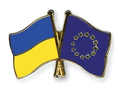 UE ia în considerare candidatura Ucrainei în timp ce războiul