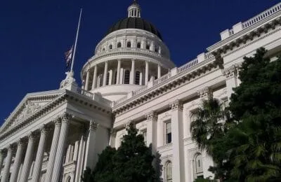 Congresul vs. Trump – Ultimatum, Acuzații de Mușamalizare și un Scandal Incendiar