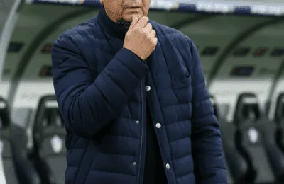 Mircea Lucescu urmărește meciuri Galatasaray și Fenerbahce