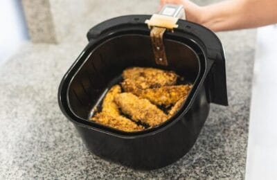 Ninja lansează friteuza CRISPi Pro cu vase de sticlă, un model multifuncțional