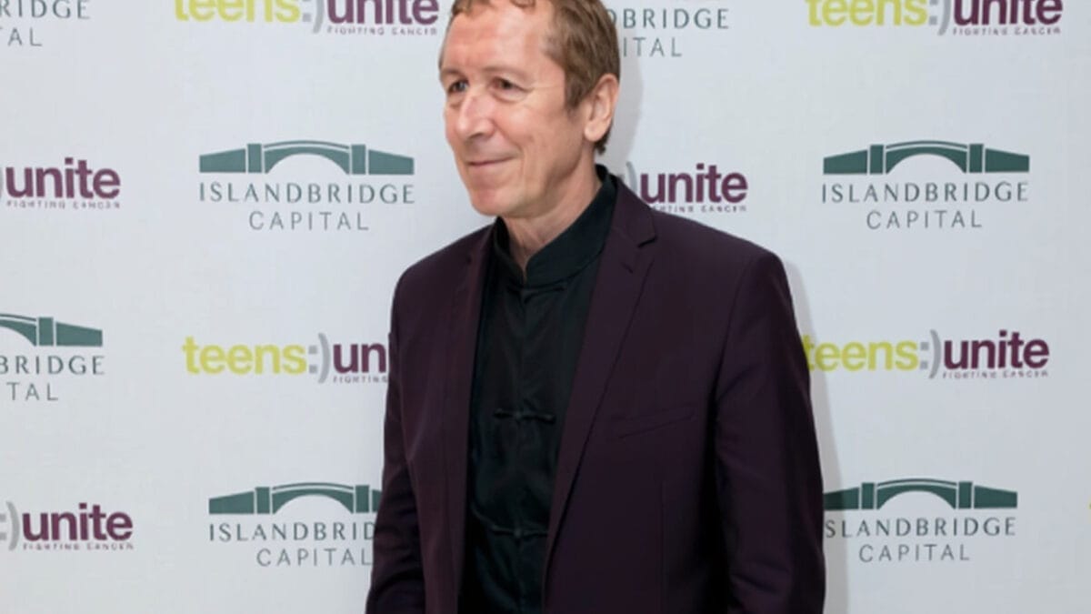 Paul Hardcastle fiu