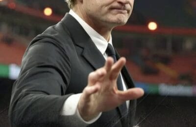 Scott Robertson va părăsi funcția de selecționer al All Blacks în 2025