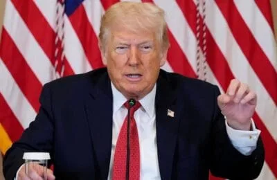 Trump a imitat accentul francez al lui Macron la o discuție despre prețul medicamentelor