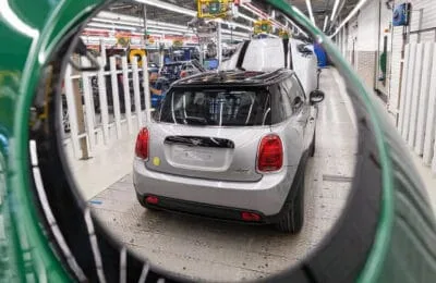 Marea Britanie: Dependența de China ar putea afecta 90.000 de joburi