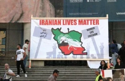 Analiză: Prăbușirea regimului iranian, anticipată cu violențe