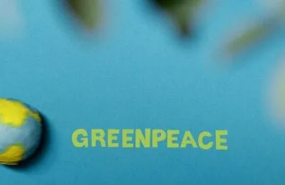 Greenpeace, amendă URIAȘĂ de 345 milioane $. Lovitură fatală?