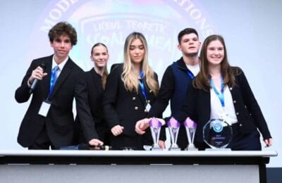 Liceeni simulează ONU la Senat – LTSM MUN 2026, diplomație la firul ierbii