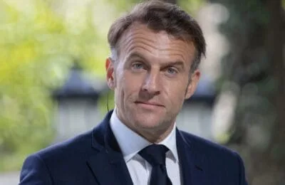 Macron: Apel iminent către Putin, acuzații dure privind blocarea păcii