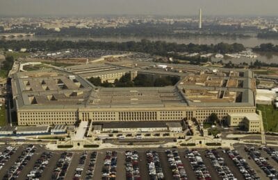 Lovitură la Pentagon – Renunță la Claude AI pentru Grok al lui Musk?