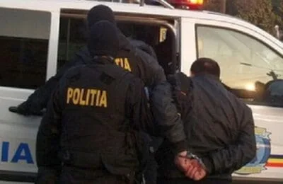 Argeș – Profesor (64 ani), după gratii! Sărutul elevei de 13 ani – Decizie-șoc