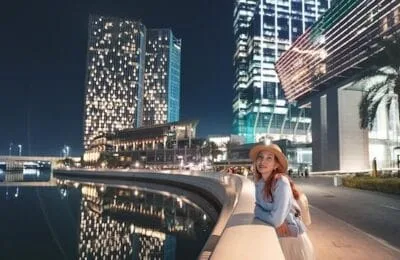 Panică pe Aeroporturi – Peste 700 Români Blocați în Doha și Dubai – Ce se Întâmplă?