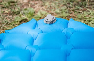 Top 4 saltele autogonflabile testate in 2026 – Ghid camping