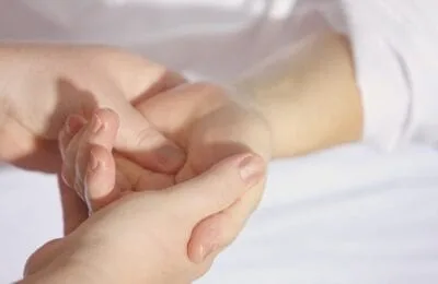 Stud. 1M femei – Terapia hormonală la menopauză NU crește riscul de demență