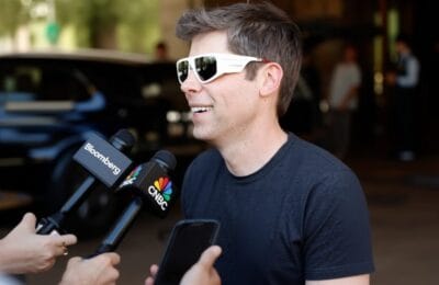 Șeful OpenAI și AI-ul ca apa – Cât ne costă, de fapt, inteligența?