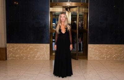 Alix Earle lansează Reale Actives: Ținuta controversată eclipsă produsele