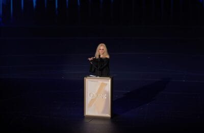 Emoție la Oscar – Barbra Streisand, omagiu lui Redford. Te iubesc, Babs”