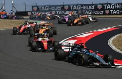 Victorie Mercedes! George Russell câştigă Sprintul din China – 0,6 secunde avans