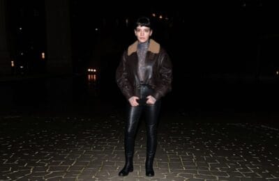 Lily Allen Șochează Roma – Rochie Transparentă Valentino la Show-ul Toamnă/Iarnă 2026