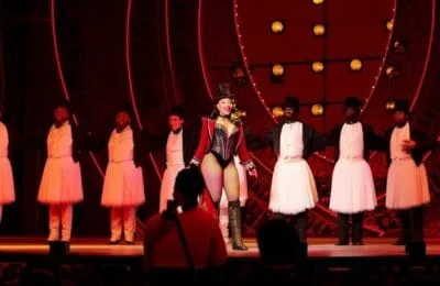 Megan Thee Stallion – Debut istoric pe Broadway în Moulin Rouge!